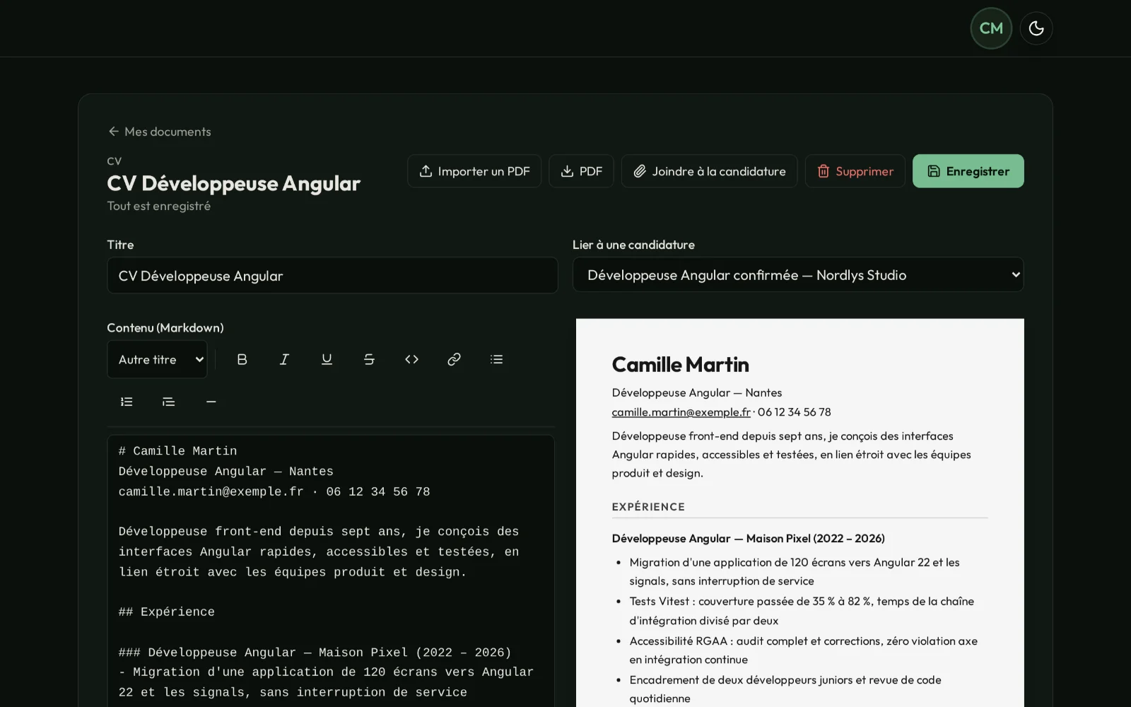L'éditeur de CV de Candidash : l'analyse liste les mots-clés de l'offre absents du CV, puis le score monte quand ils sont ajoutés.